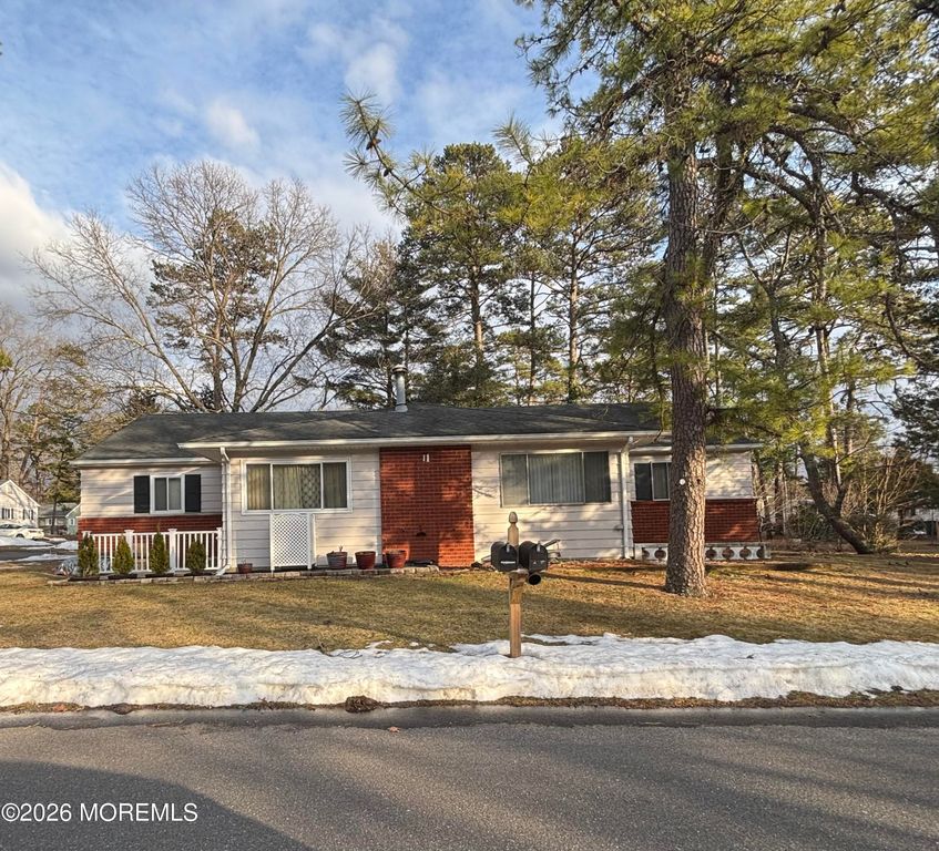 11 A Pheasant Street, Manchester, NJ 08759