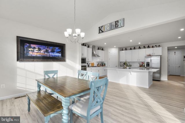 68 SNOWDROP DR, Stafford, VA 22554