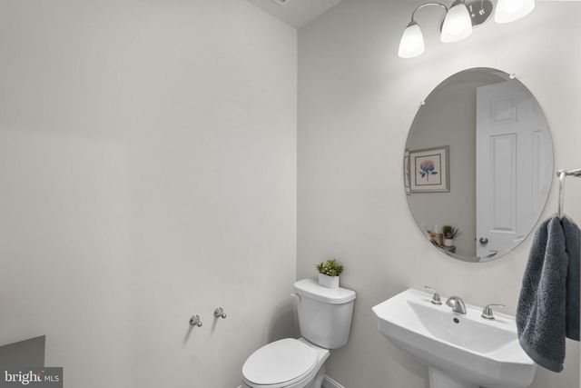 68 SNOWDROP DR, Stafford, VA 22554