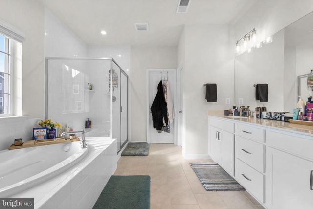 68 SNOWDROP DR, Stafford, VA 22554