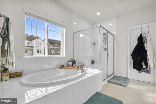 68 SNOWDROP DR, Stafford, VA 22554