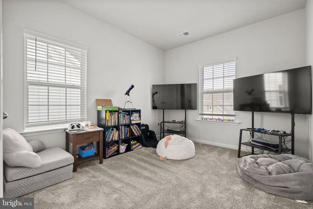 68 SNOWDROP DR, Stafford, VA 22554