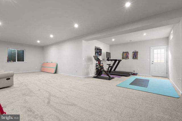 68 SNOWDROP DR, Stafford, VA 22554