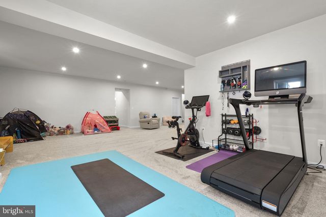 68 SNOWDROP DR, Stafford, VA 22554