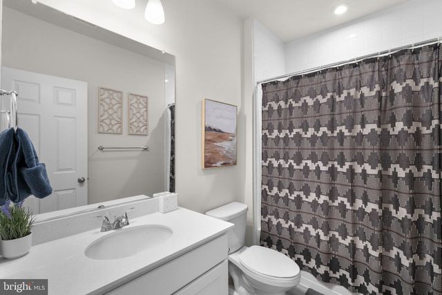 68 SNOWDROP DR, Stafford, VA 22554