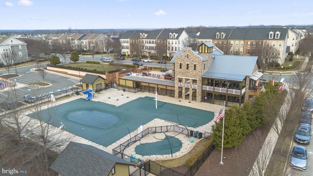 68 SNOWDROP DR, Stafford, VA 22554