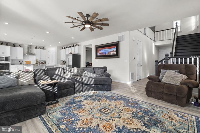 68 SNOWDROP DR, Stafford, VA 22554