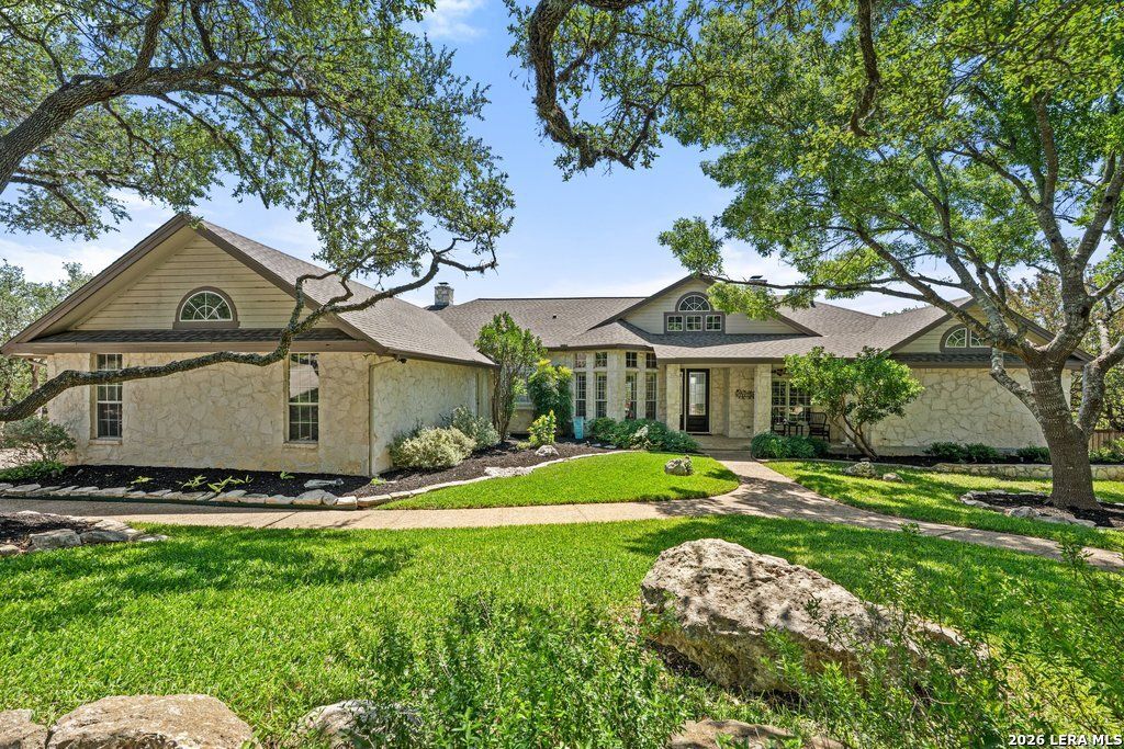 50 Champions Run, San Antonio, TX 78258