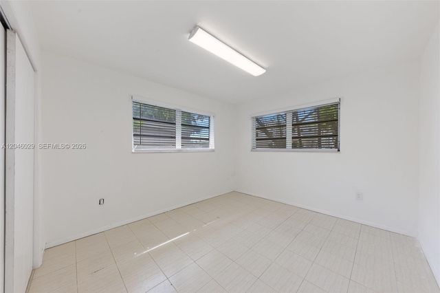 945 NE 176th Street, Miami, FL 33162