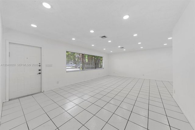 945 NE 176th Street, Miami, FL 33162