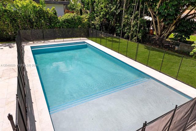 945 NE 176th Street, Miami, FL 33162