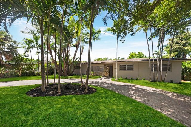 945 NE 176th Street, Miami, FL 33162