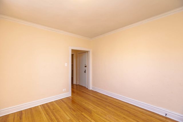 4823 N Springfield Avenue 3W, Chicago, IL 60625