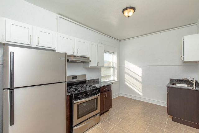 4823 N Springfield Avenue 3W, Chicago, IL 60625