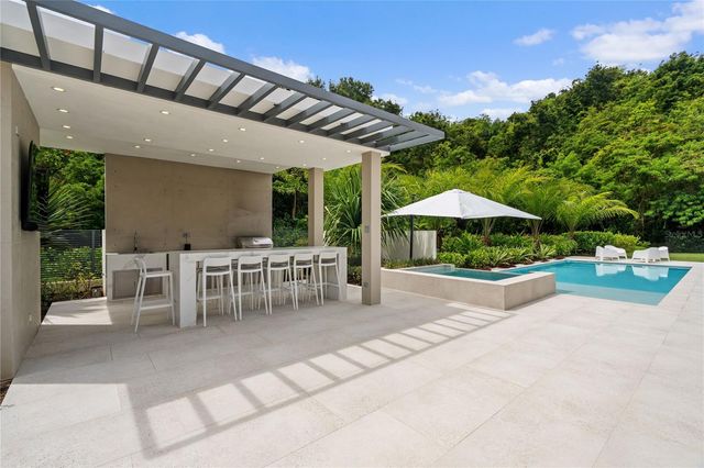 552 CORREDOR DEL BOSQUE, Dorado, PR 00646