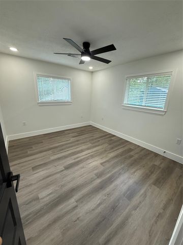 2806 Raymond Street, Pasadena, TX 77506