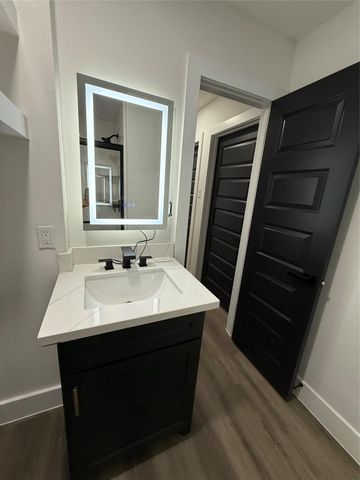 2806 Raymond Street, Pasadena, TX 77506