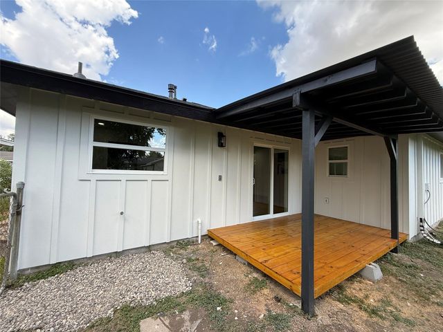 2806 Raymond Street, Pasadena, TX 77506