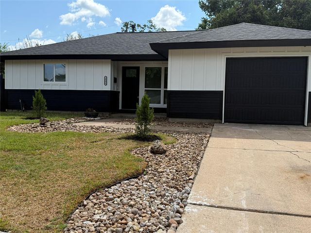 2806 Raymond Street, Pasadena, TX 77506