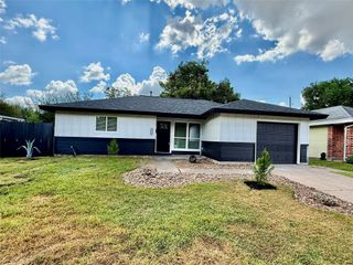 2806 Raymond Street, Pasadena, TX 77506