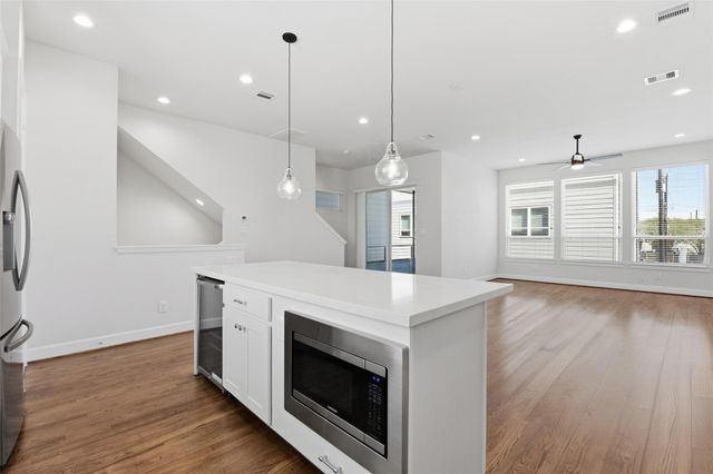 3024 Charline Avenue, Houston, TX 77054