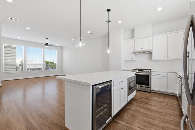 3024 Charline Avenue, Houston, TX 77054