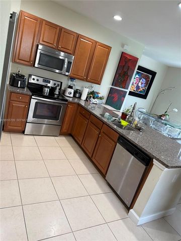 377 NE 194th Ln, Miami, FL 33179