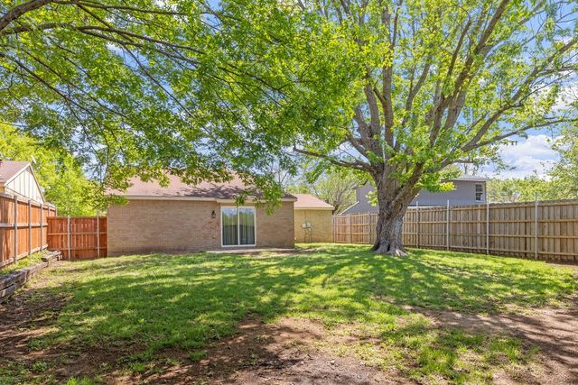 5618 Espanola Drive, Arlington, TX 76017