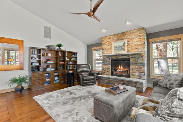 69288 Stetson, Sisters, OR 97759