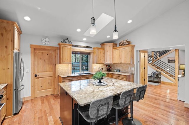 69288 Stetson, Sisters, OR 97759