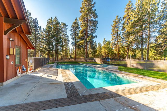 69288 Stetson, Sisters, OR 97759