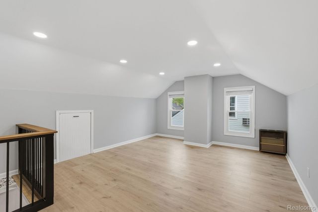 22440 California Street, St. Clair Shores, MI 48080