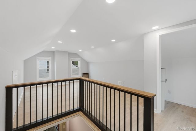 22440 California Street, St. Clair Shores, MI 48080