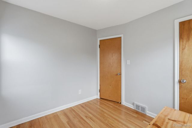22440 California Street, St. Clair Shores, MI 48080