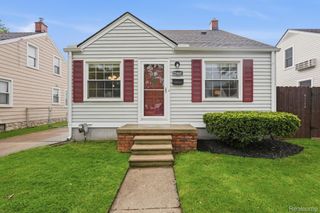22440 California Street, St. Clair Shores, MI 48080