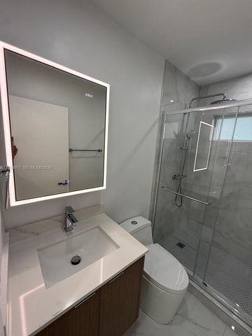 521 E 33rd St, Hialeah, FL 33013