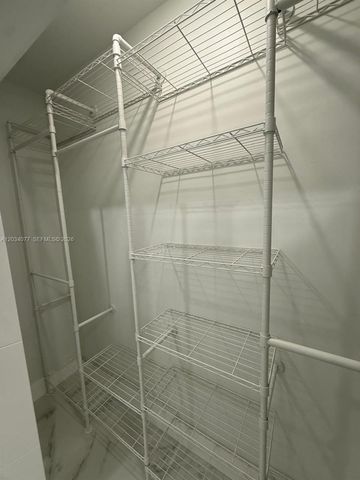 521 E 33rd St, Hialeah, FL 33013