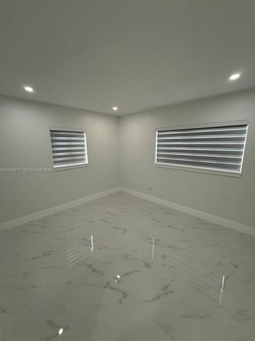 521 E 33rd St, Hialeah, FL 33013