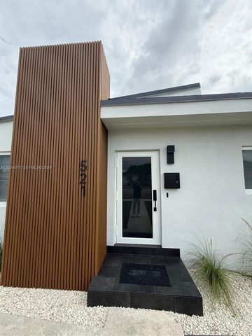 521 E 33rd St, Hialeah, FL 33013
