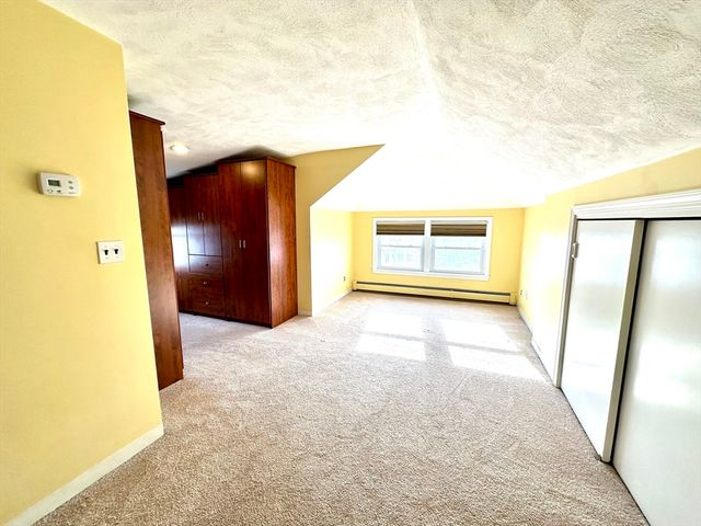 86 Palfrey Rd 86, Belmont, MA 02478