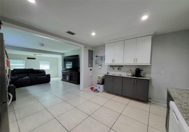 709 E 119TH AVENUE, Tampa, FL 33612