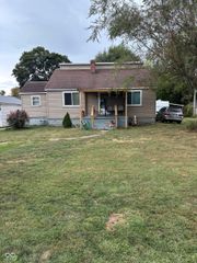 6354 S Jonesville Road, Columbus, IN 47201