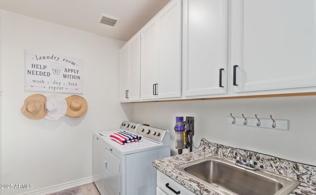 5100 E RANCHO PALOMA Drive 2070, Cave Creek, AZ 85331