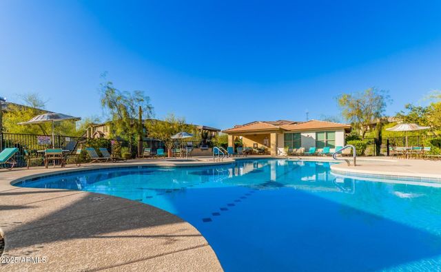 5100 E RANCHO PALOMA Drive 2070, Cave Creek, AZ 85331