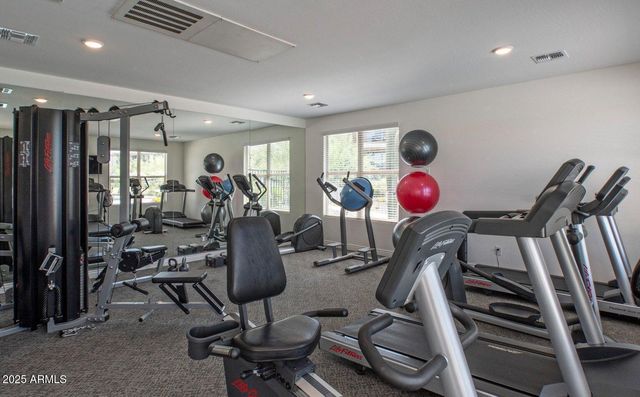 5100 E RANCHO PALOMA Drive 2070, Cave Creek, AZ 85331