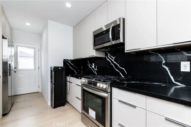 12544 Cantara, North Hollywood, CA 91605