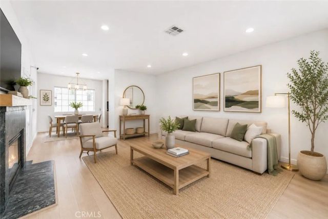 12544 Cantara, North Hollywood, CA 91605