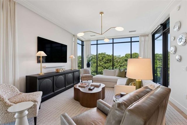 2520 Peachtree Road 603, Atlanta, GA 30305