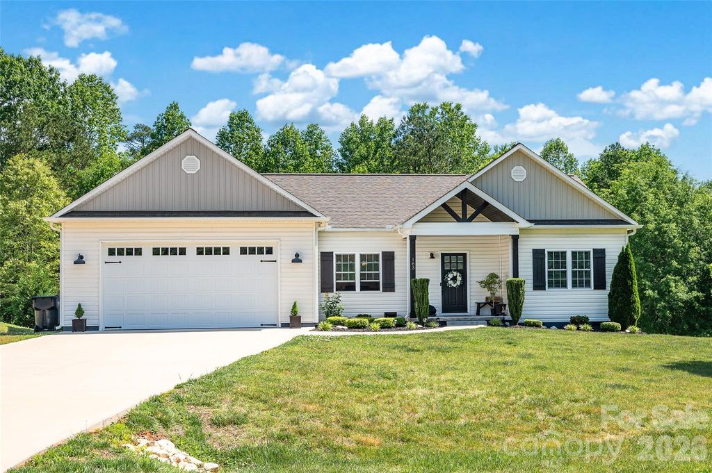 183 Falling Creek Drive, Statesville, NC 28625