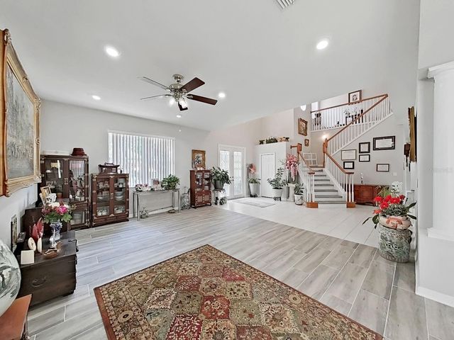10212 GARDEN ALCOVE DRIVE, Tampa, FL 33647